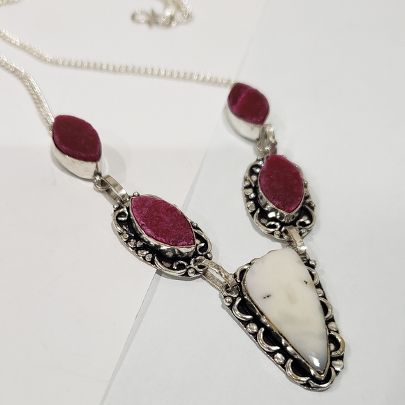 Handmade Mother Of Pearl Druzy Gemstone 925 Necklace - Picture 8 of 11